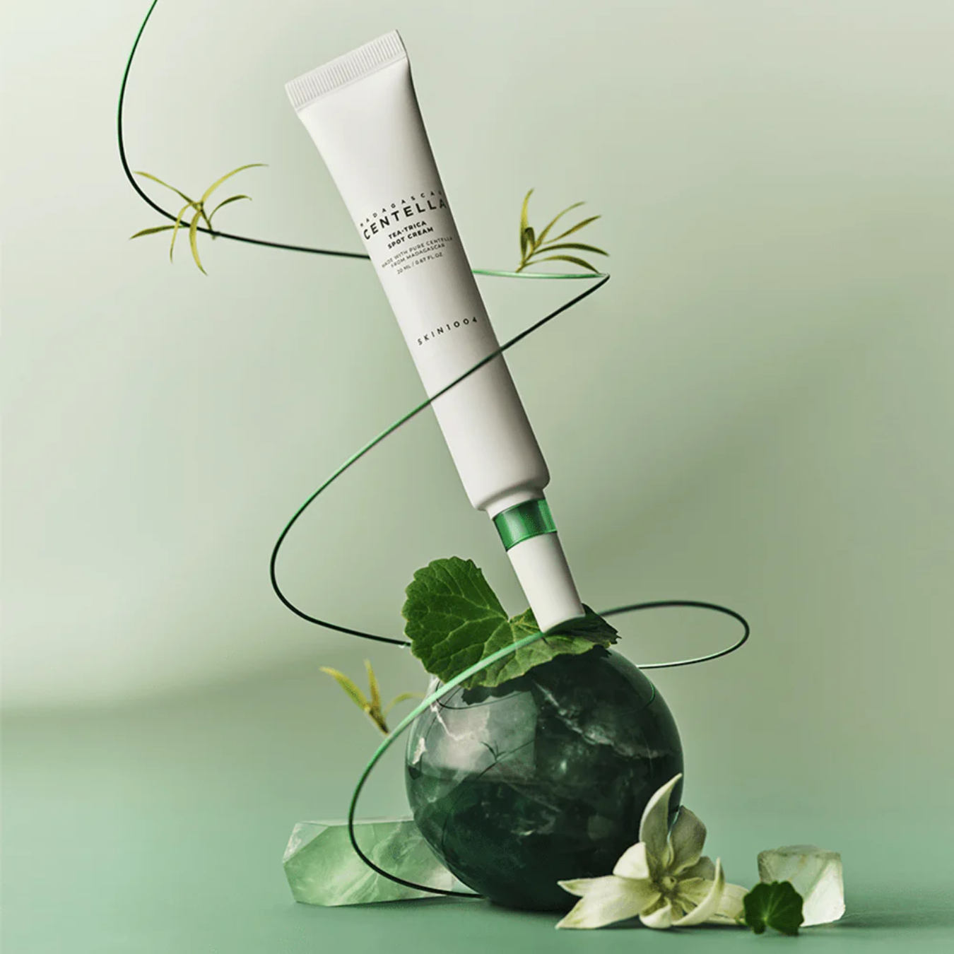 Madagascar Centella Tea-trica Spot Cream
